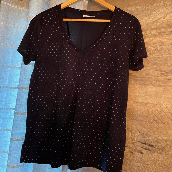 Jacqueline The Yong T-Shirt, size Medium - Picture 2 of 3